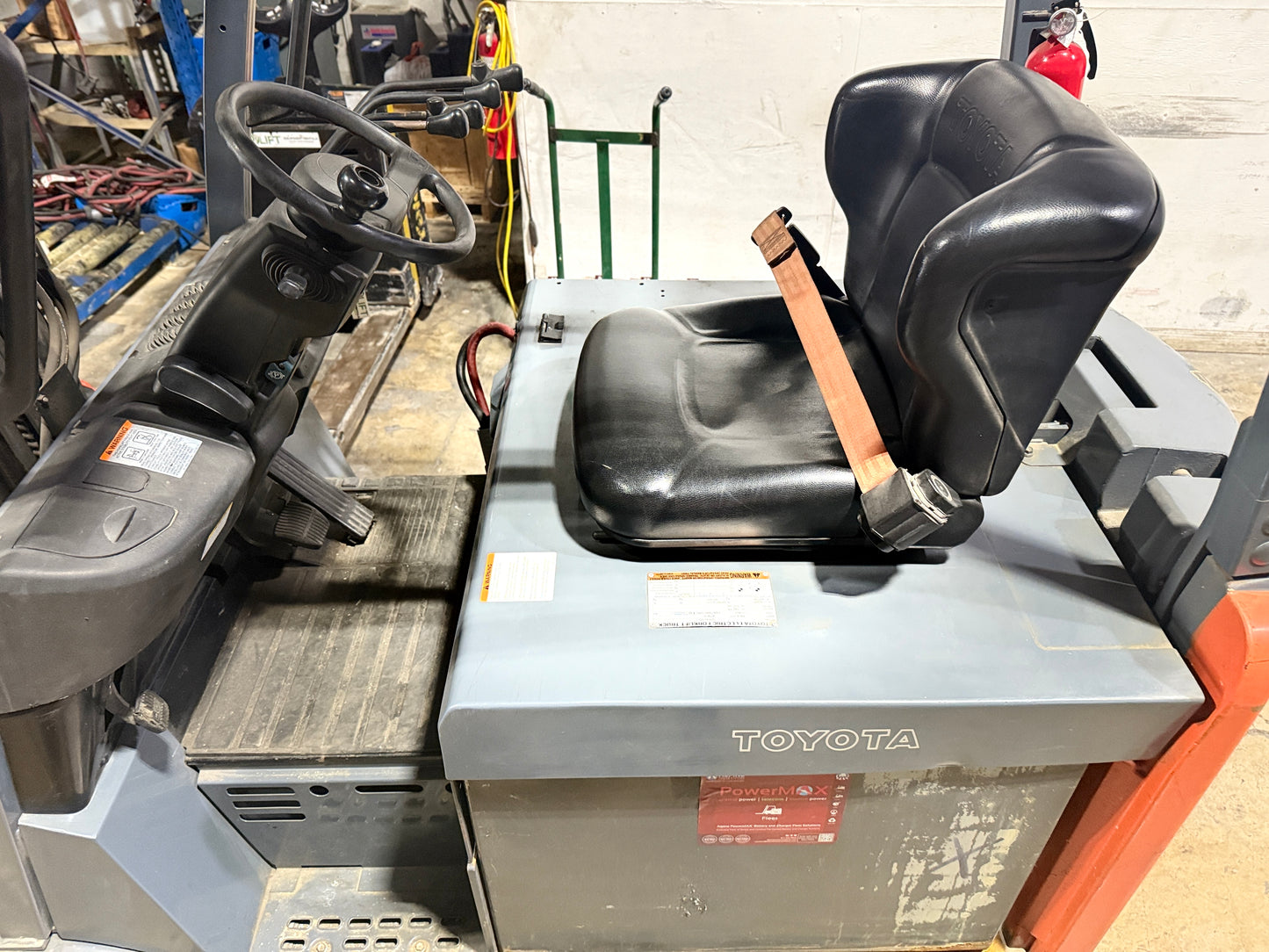 Toyota Forklift For Sale Electric Forklift 2015 Toyota Model 8FBCU25 and 2017 Tested Battery 4,400 LB Capacity 189" Height Stock # 0271