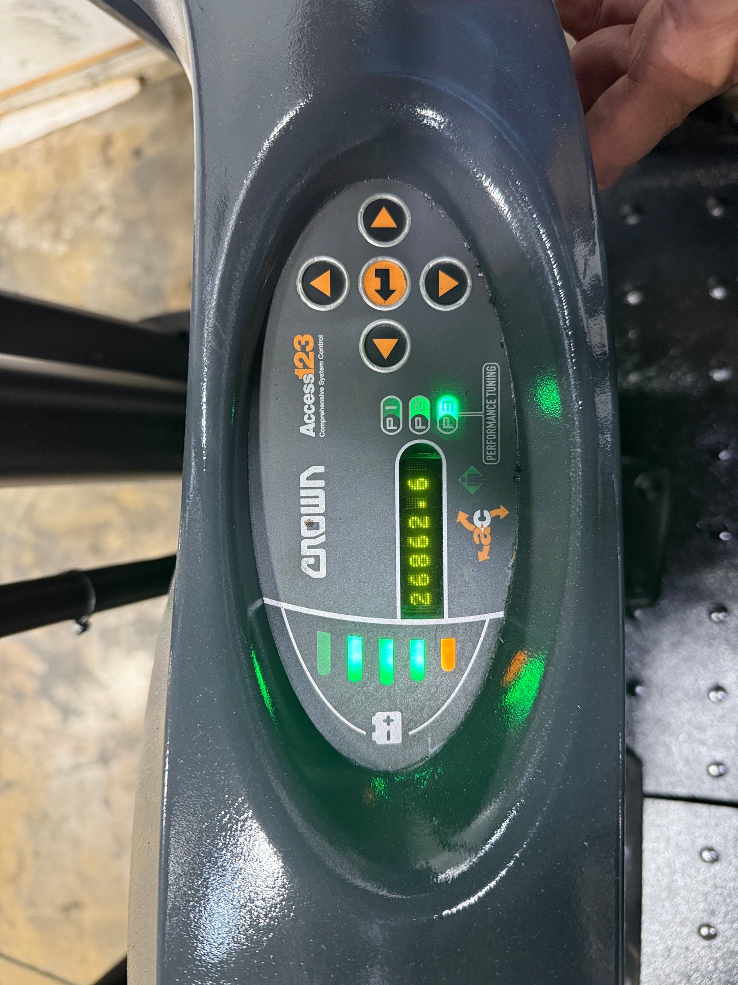 Forklift For Sale Electric Forklift 2010 Crown SC4540-40 DEKA Tested 2020 Battery Stock # 6211