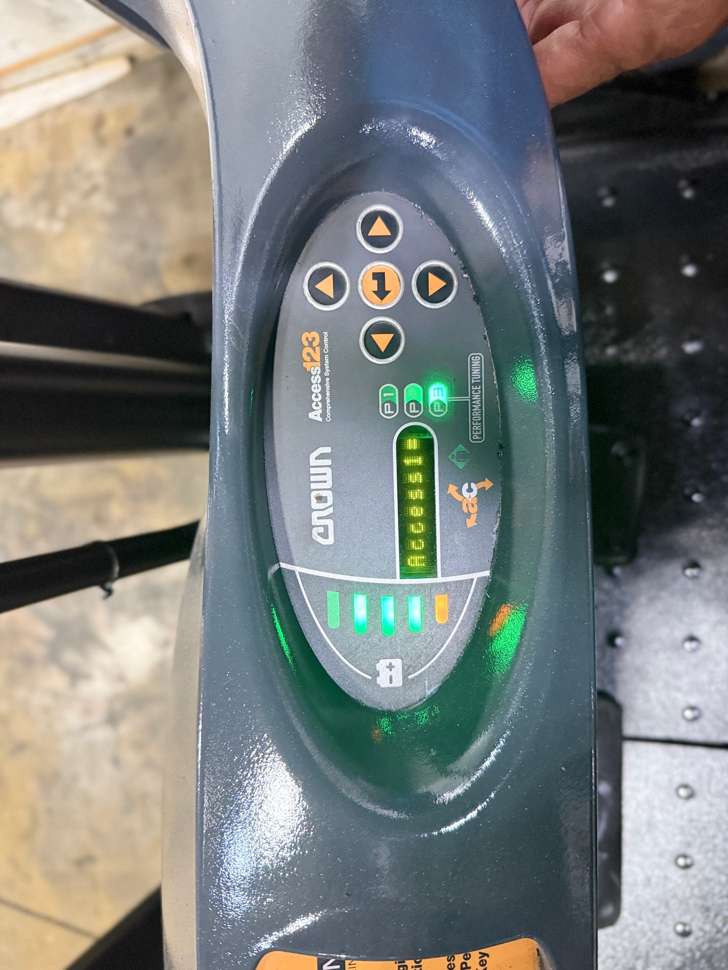 Forklift For Sale Electric Forklift 2010 Crown SC4540-40 DEKA Tested 2020 Battery Stock # 6211