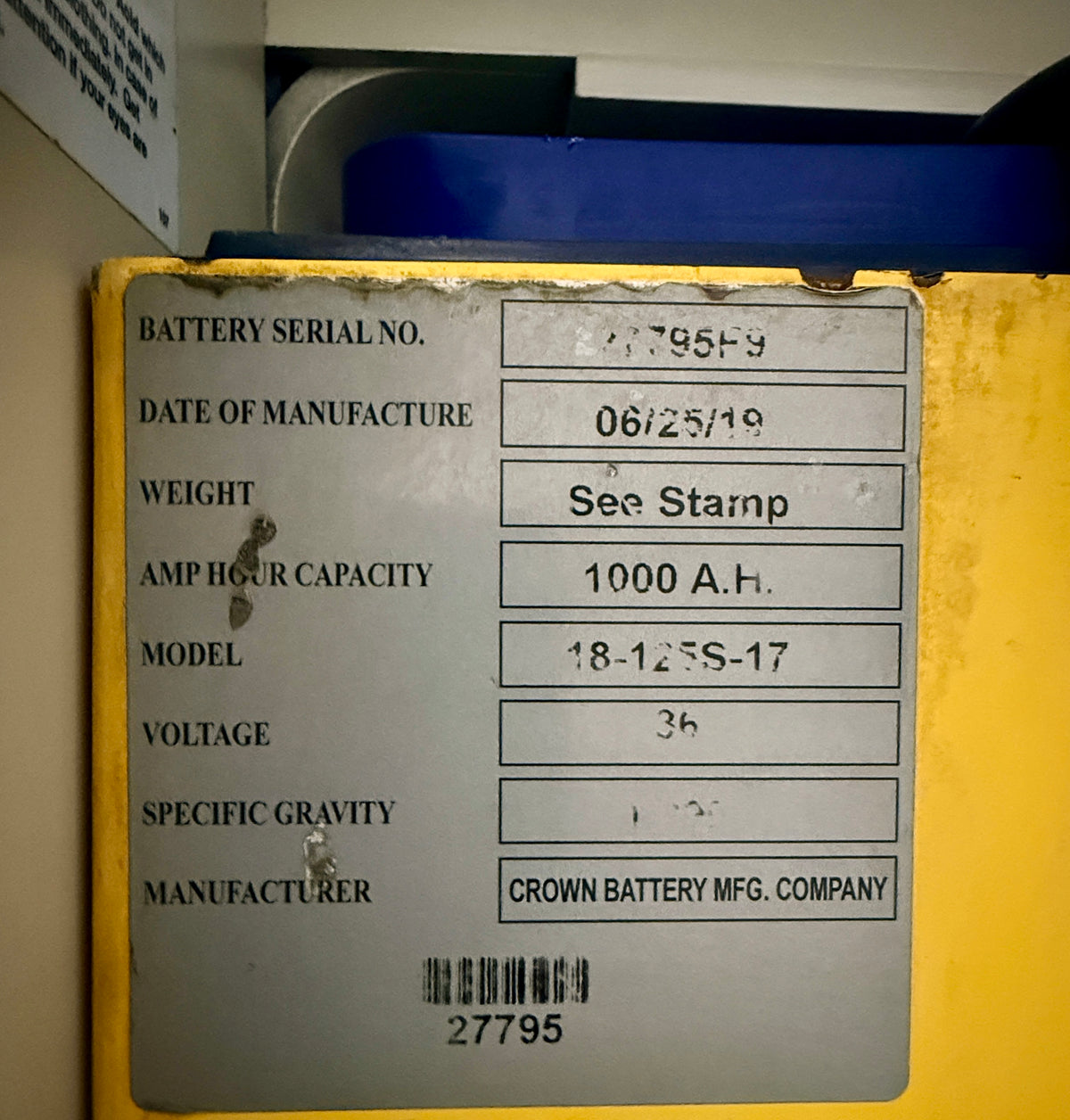 Forklift For Sale Electric Forklift 2019 Crown RC5500 Narrow Aisle 2019 Crown 18-125-17 Battery 90"/208" Height Stock # 0795