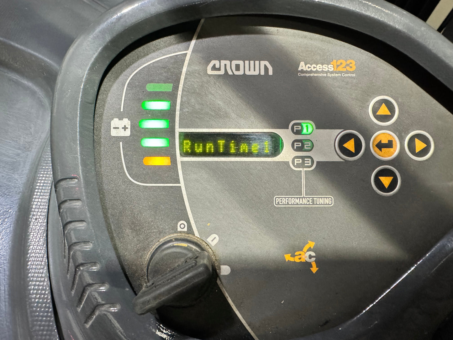 Forklift For Sale Electric Forklift 2014 Crown RC5500 Narrow Aisle 2021 Tested Battery Height Stock # 9174