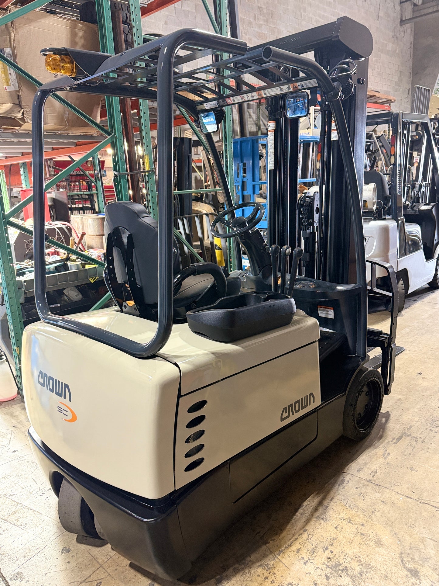 Forklift For Sale Electric Forklift 2010 Crown SC4540-40 DEKA Tested 2020 Battery Stock # 6211