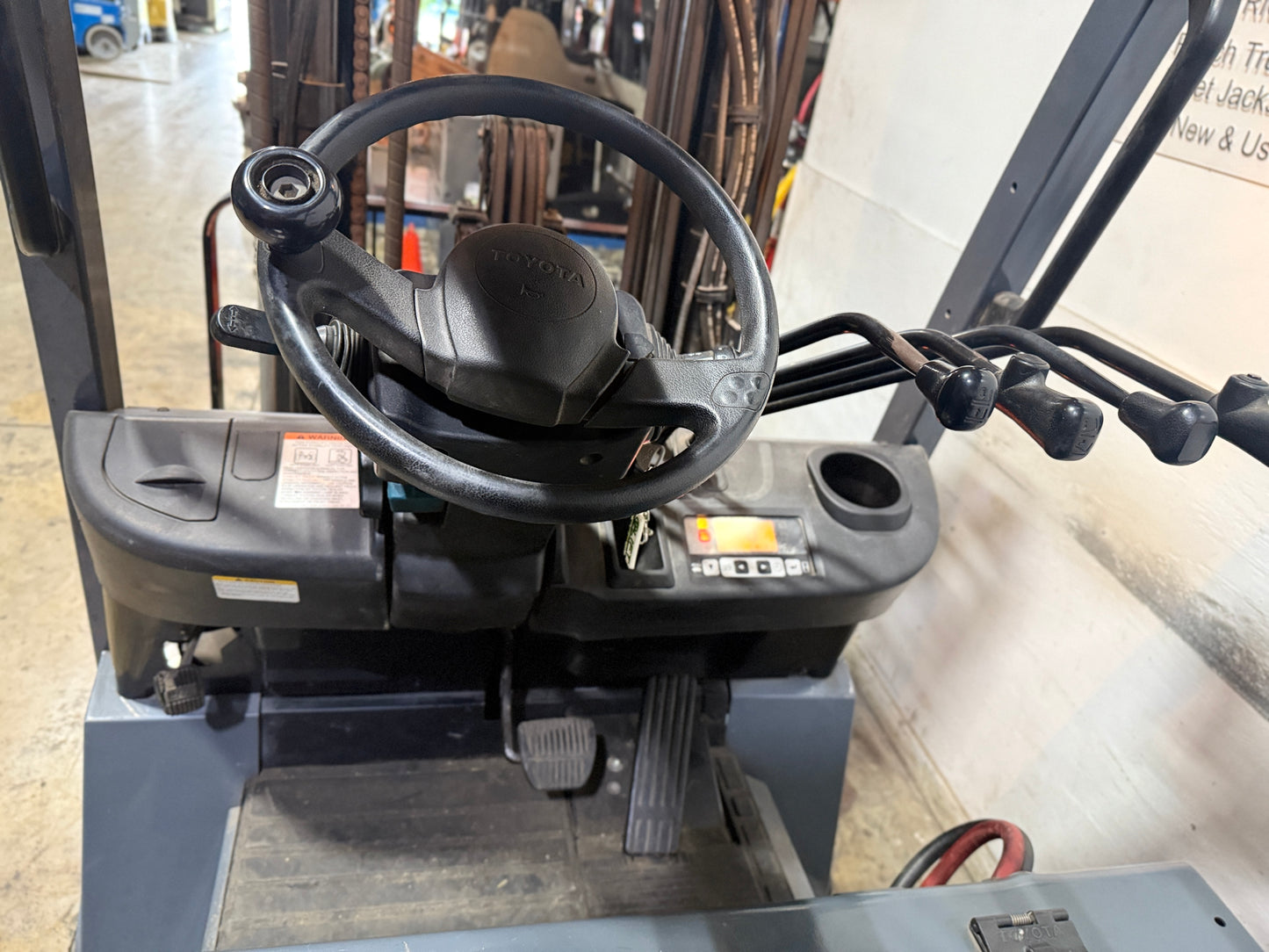 Toyota Forklift For Sale Electric Forklift 2015 Toyota Model 8FBCU25 and 2017 Tested Battery 4,400 LB Capacity 189" Height  Stock # 0271