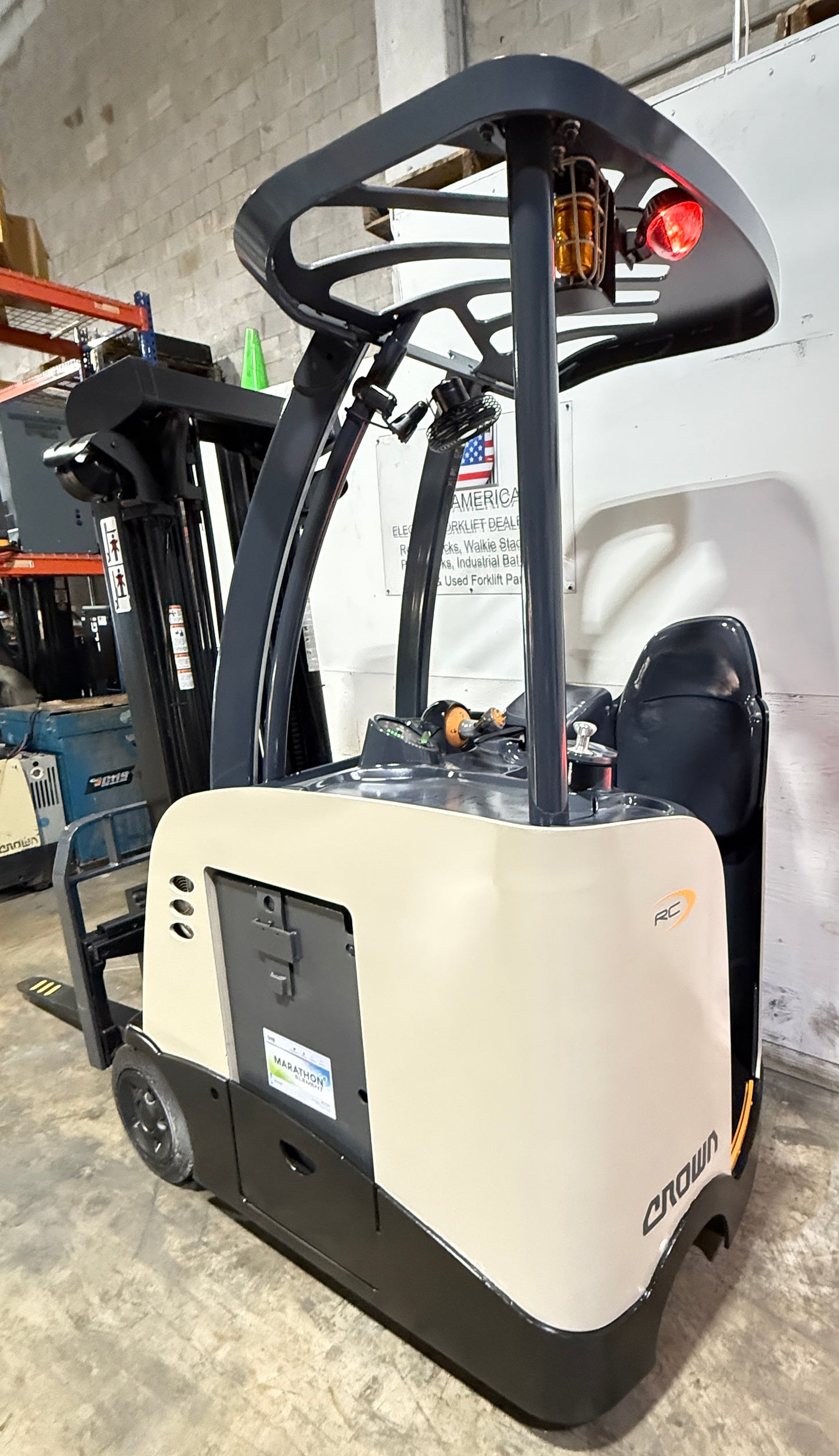 Forklift For Sale Electric Forklift 2014 Crown RC5500 Narrow Aisle 2023 Tested AGM Battery Height  Stock # 3600