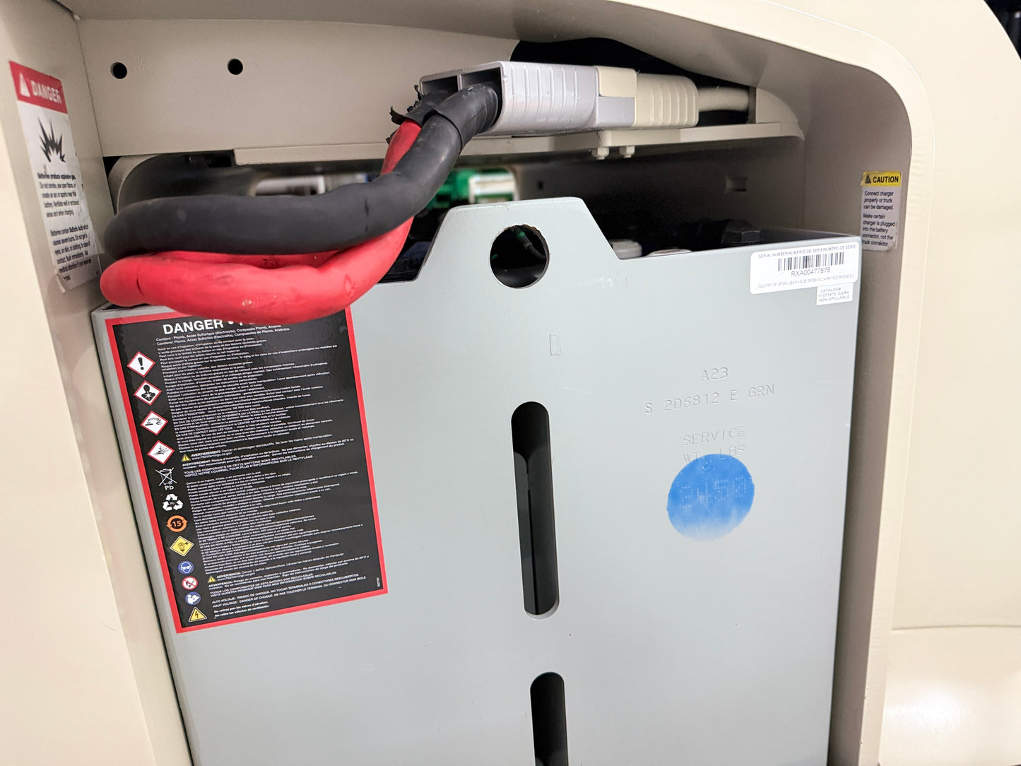 Forklift For Sale Electric Forklift 2019 Crown RC5500 Narrow Aisle 2023 Enersys Non Spillable Tested Battery Stock # 3593