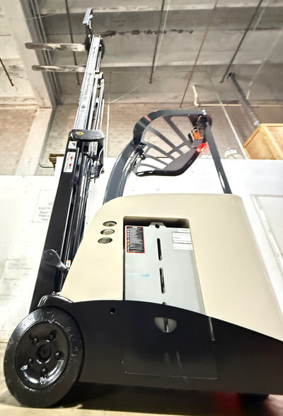 Forklift For Sale Electric Forklift 2019 Crown RC5500 Narrow Aisle 2023 Enersys Non Spillable Tested Battery Stock # 3593