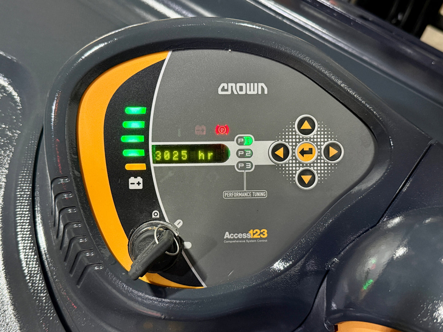 Forklift For Sale Electric Forklift 2022 Crown RC5735-30 Narrow Aisle 2025 Stryten M-Series AGM Battery Height  Stock # 5729