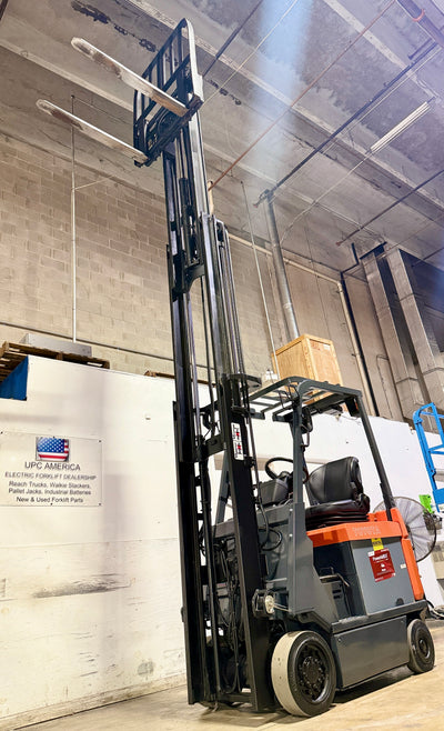 Forklift For Sale Electric Toyota Forklift New Battery 3 Stage Mast, Side Shift and Tilt 189" Maximum Height