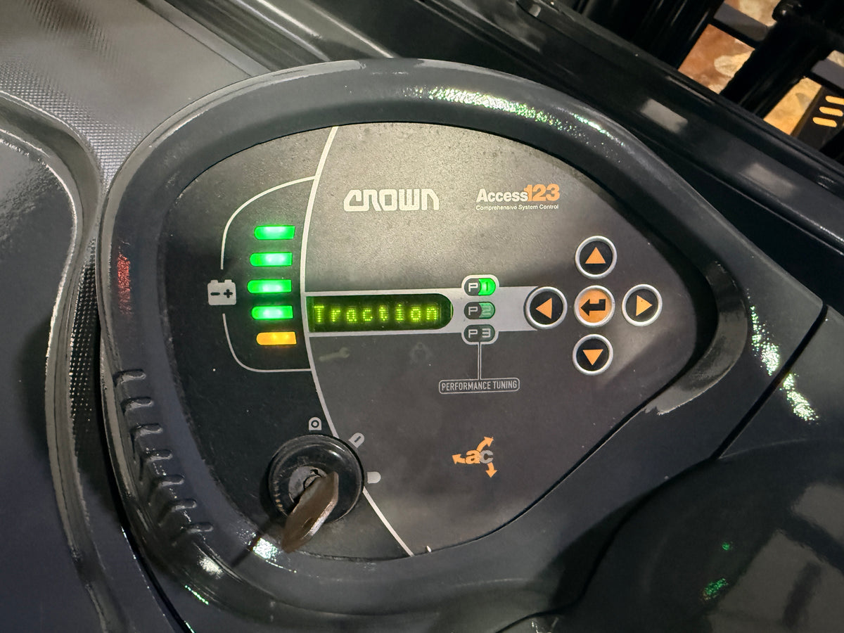 Forklift For Sale Electric Forklift 2016 Crown RC5535-30 Narrow Aisle 2024 Enersys Ironclad Battery Stock # 7812