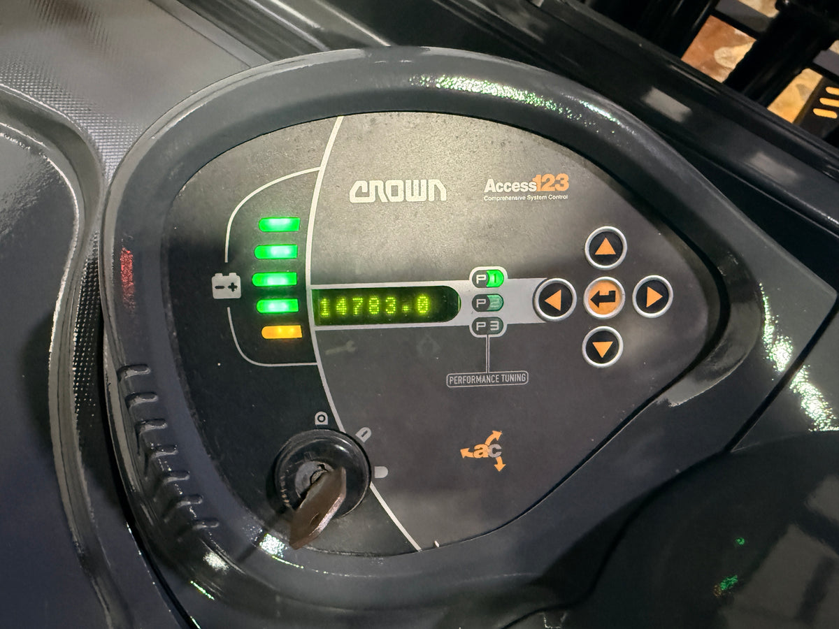 Forklift For Sale Electric Forklift 2016 Crown RC5535-30 Narrow Aisle 2024 Enersys Ironclad Battery Stock # 7812