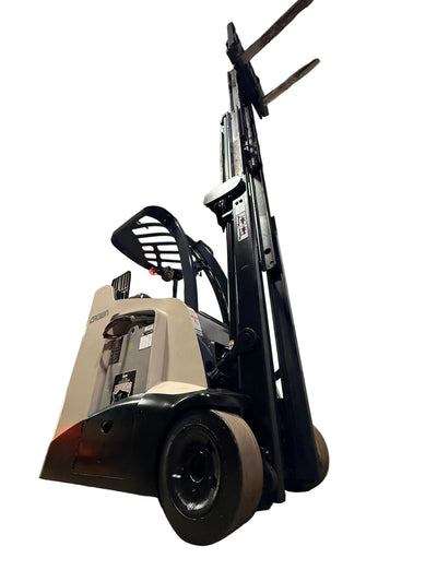 Forklift For Sale Electric Forklift 2016 Crown RC5535-30 Narrow Aisle 2024 Enersys Ironclad Battery Stock # 7812