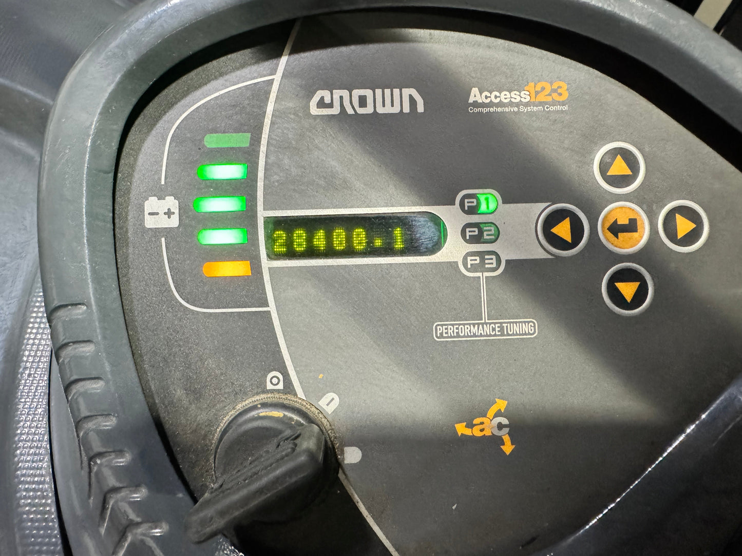 Forklift For Sale Electric Forklift 2014 Crown RC5500 Narrow Aisle 2021 Tested Battery Height  Stock # 9174